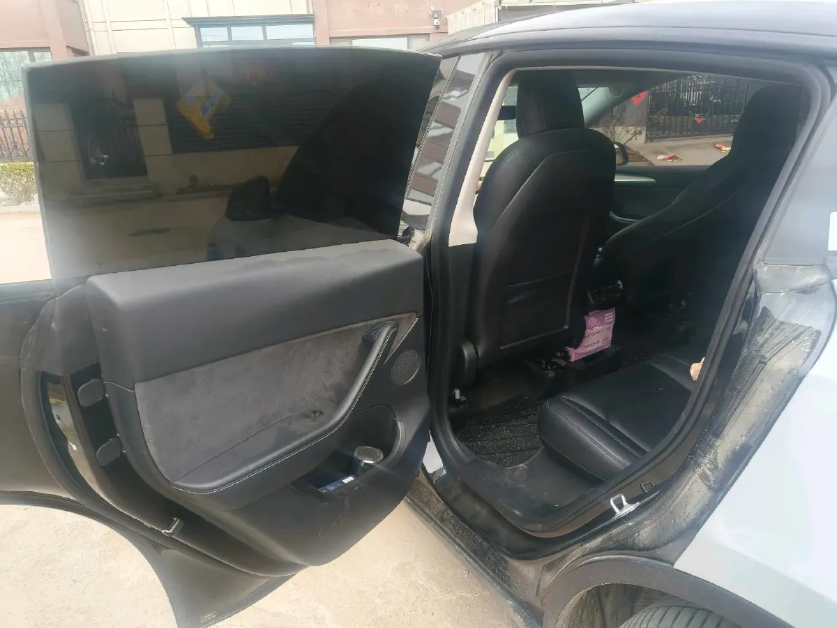 2022 Tesla Model Y BEV 60KWH,autocango,china used car exporter,china ev exporter,chinese used car exporter,chinese used ev exporter