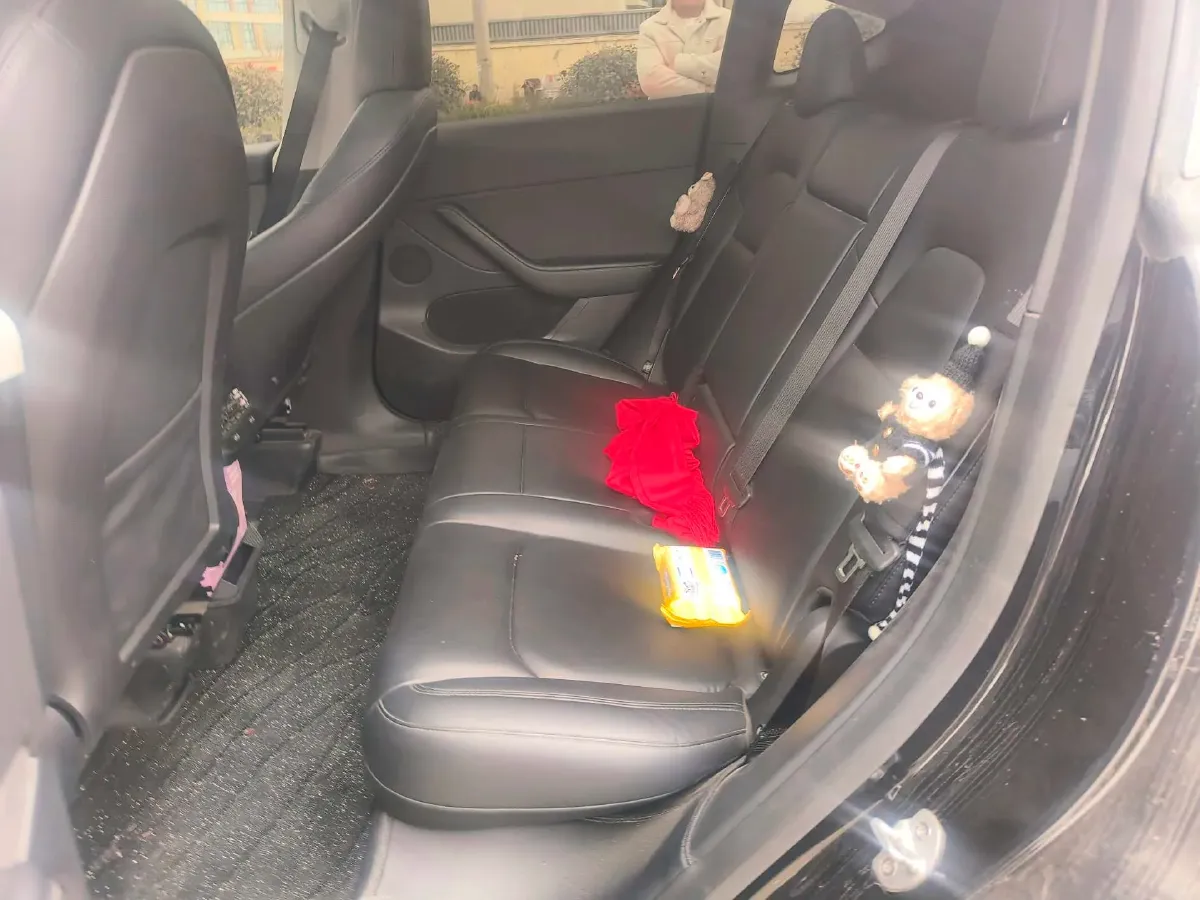 2022 Tesla Model Y BEV 60KWH,autocango,china used car exporter,china ev exporter,chinese used car exporter,chinese used ev exporter