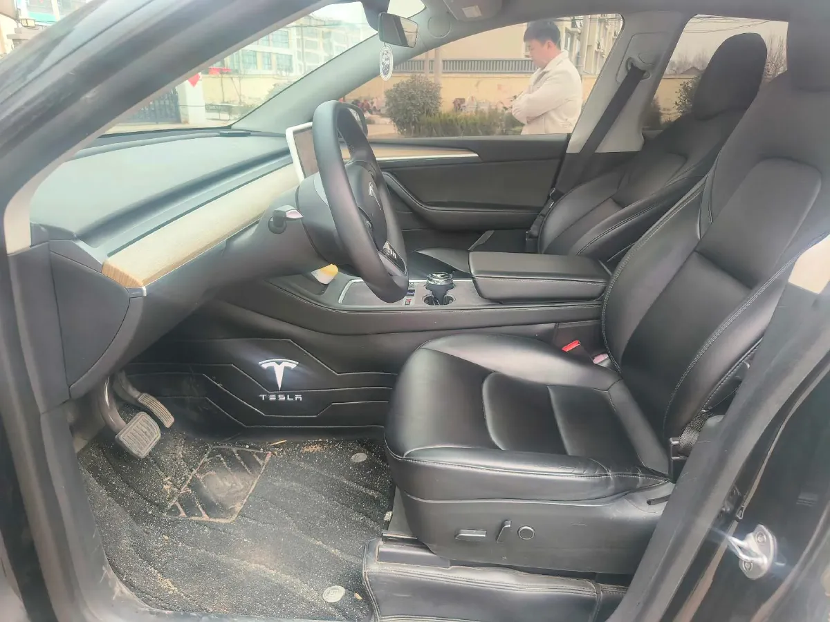 2022 Tesla Model Y BEV 60KWH,autocango,china used car exporter,china ev exporter,chinese used car exporter,chinese used ev exporter