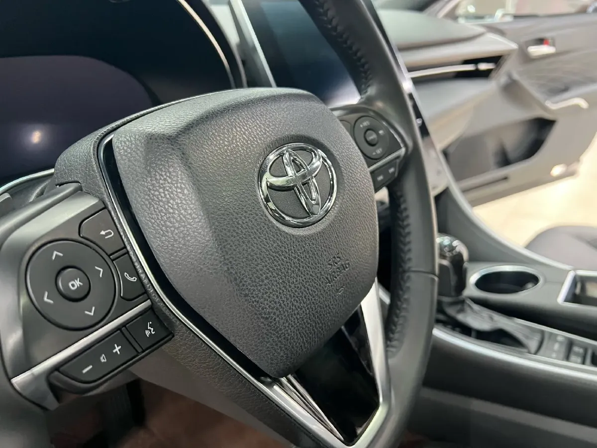 2023 Toyota Avalon 2.5L 207HP L4 8AT,autocango,china used car exporter,china ev exporter,chinese used car exporter,chinese used ev exporter