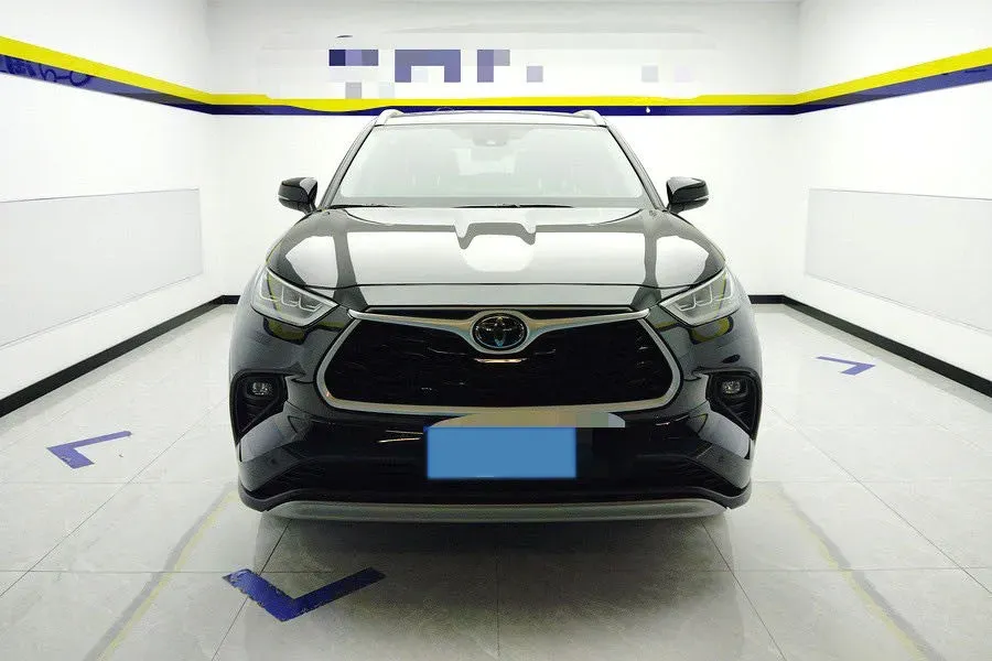 2022 Toyota Highlander 2.0T 248HP L4 8AT,autocango,china used car exporter,china ev exporter,chinese used car exporter,chinese used ev exporter