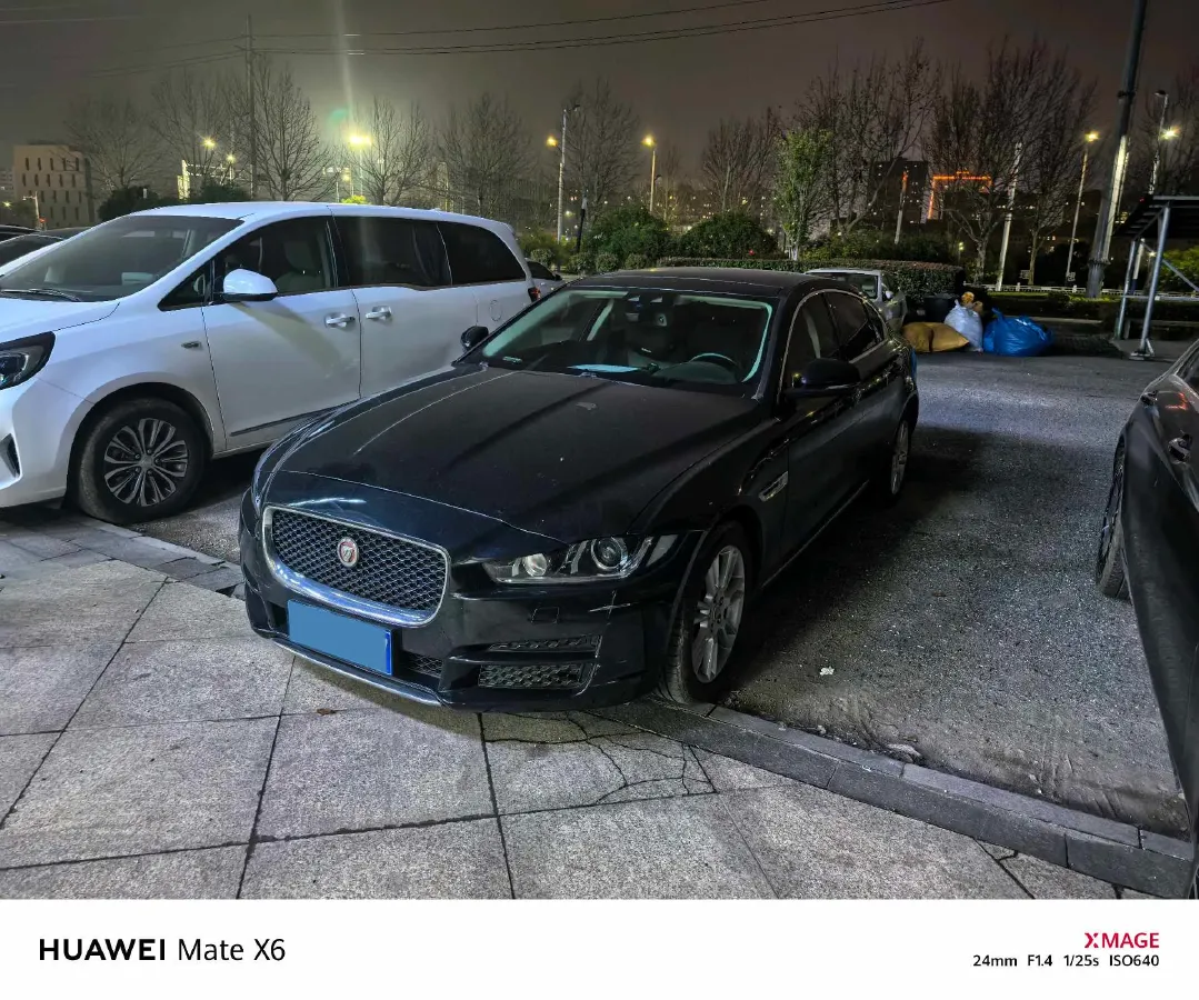 2019 Jeep Cherokee 2.0T 265HP L4 9AT,autocango,china used car exporter,china ev exporter,chinese used car exporter,chinese used ev exporter