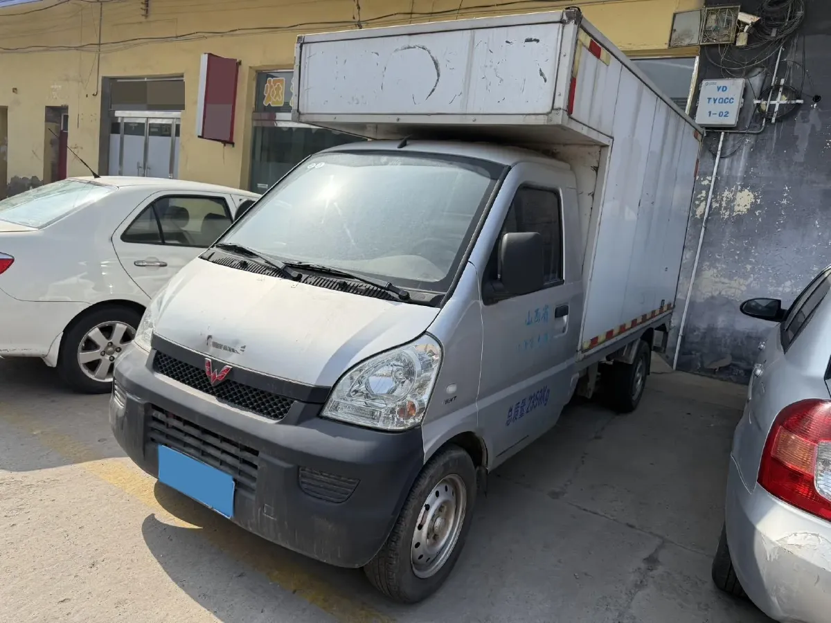 2019 WuLing RongGuang Mini Truck 1.5L 107HP L4 5MT,autocango,china used car exporter,china ev exporter,chinese used car exporter,chinese used ev exporter