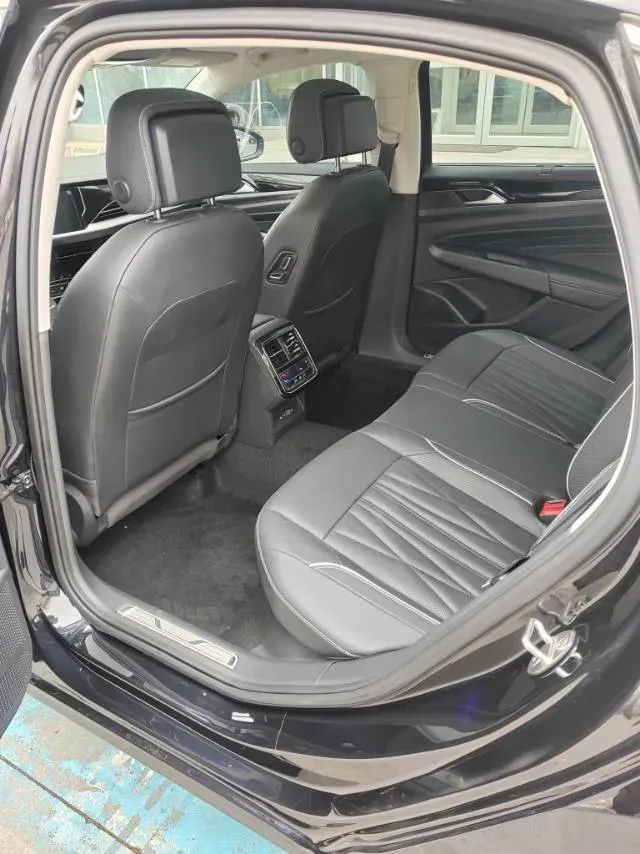 2022 Xpeng P7 BEV 60.2KWH,autocango,china used car exporter,china ev exporter,chinese used car exporter,chinese used ev exporter