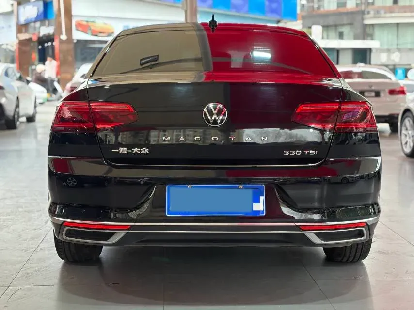 2020 Volkswagen Magotan 2.0T 186HP L4 7DCT,autocango,china used car exporter,china ev exporter,chinese used car exporter,chinese used ev exporter