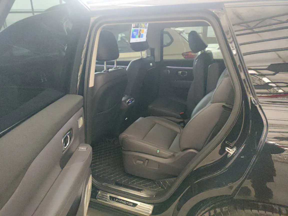 2024 Leapmotor C16 1.5L 95HP L4 REEV 28.4KWH,autocango,china used car exporter,china ev exporter,chinese used car exporter,chinese used ev exporter