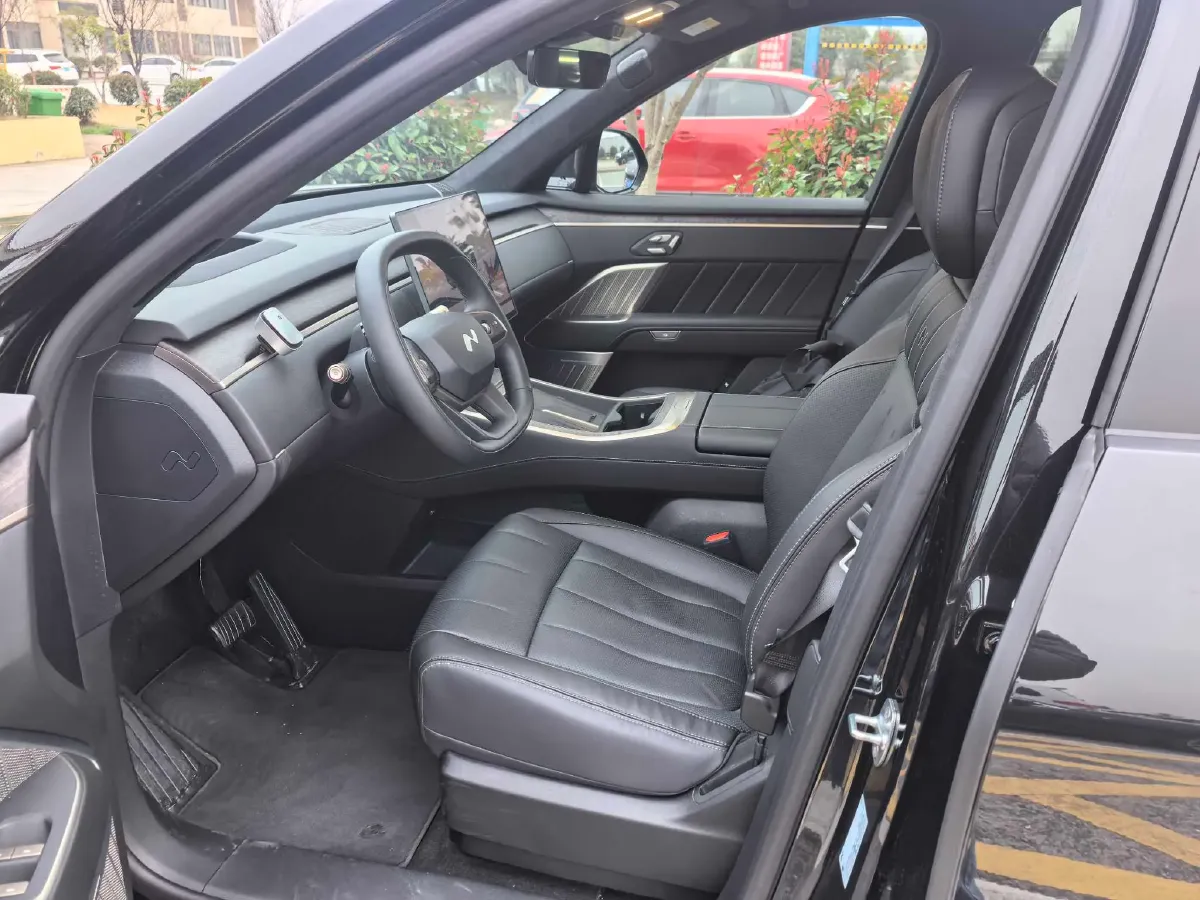 2025 ONVO L90 BEV,autocango,china used car exporter,china ev exporter,chinese used car exporter,chinese used ev exporter