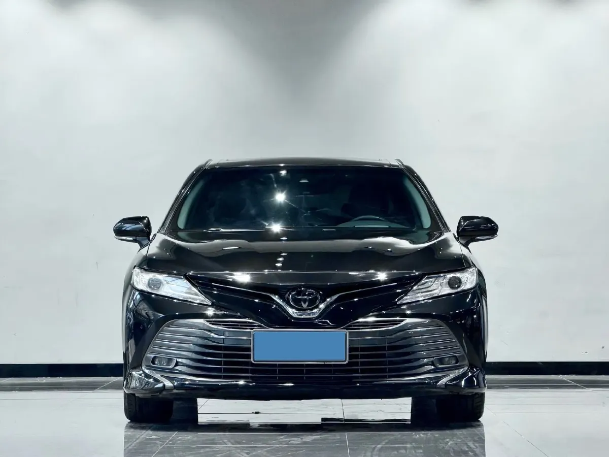 2019 Toyota Camry 2.0L 178HP L4 CVT,autocango,china used car exporter,china ev exporter,chinese used car exporter,chinese used ev exporter