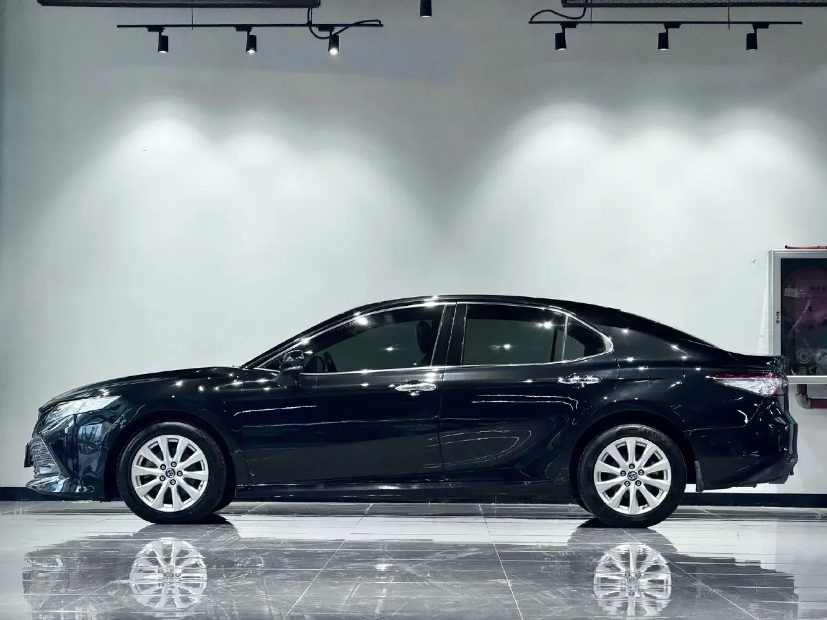 2019 Toyota Camry 2.0L 178HP L4 CVT,autocango,china used car exporter,china ev exporter,chinese used car exporter,chinese used ev exporter