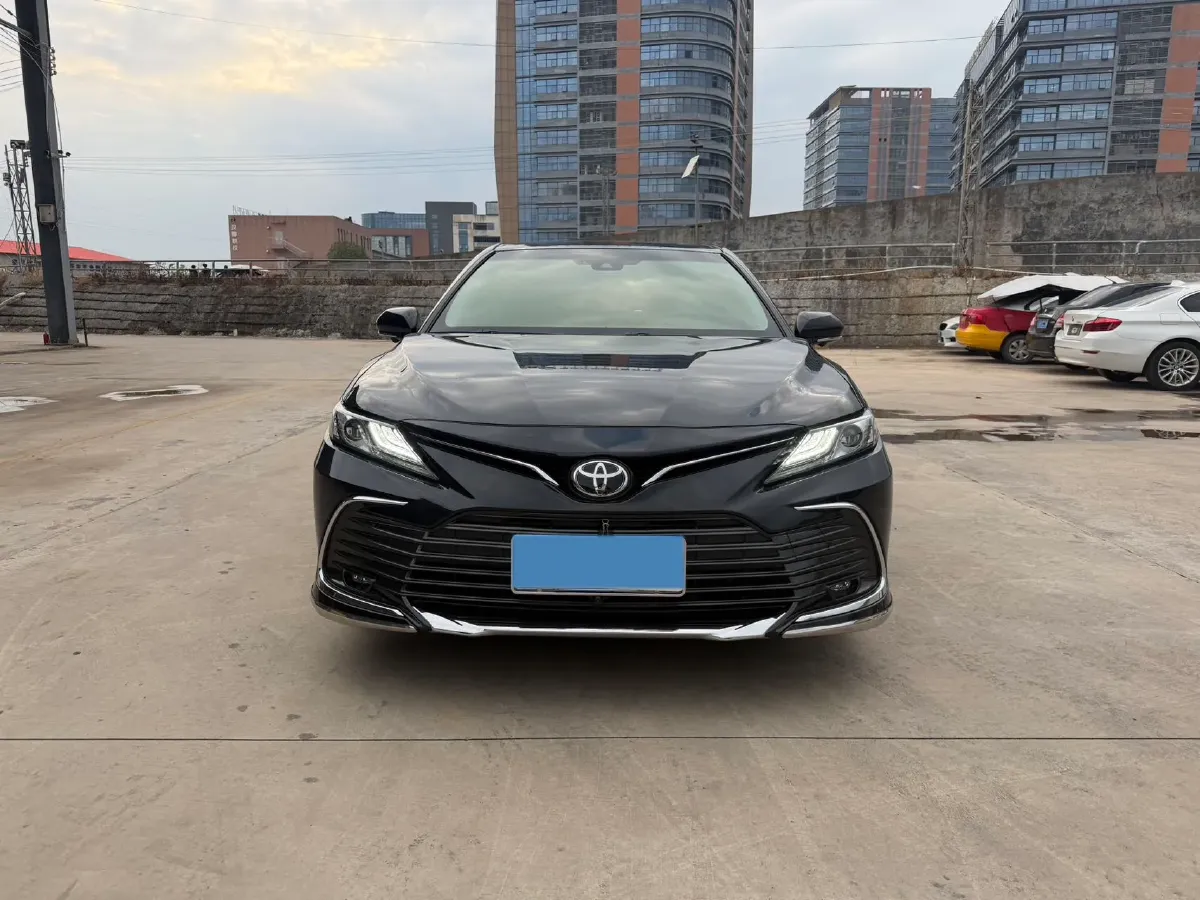 2021 Toyota Camry 2.5L 209HP L4 8AT,autocango,china used car exporter,china ev exporter,chinese used car exporter,chinese used ev exporter