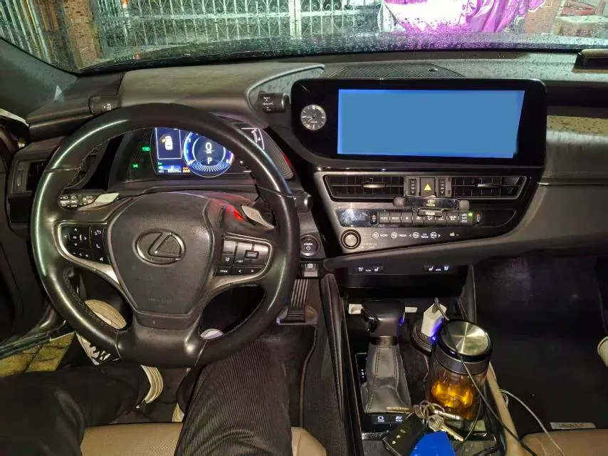 2022 Lexus ES 2.5L 178HP L4 E-CVT Hybrid,autocango,china used car exporter,china ev exporter,chinese used car exporter,chinese used ev exporter