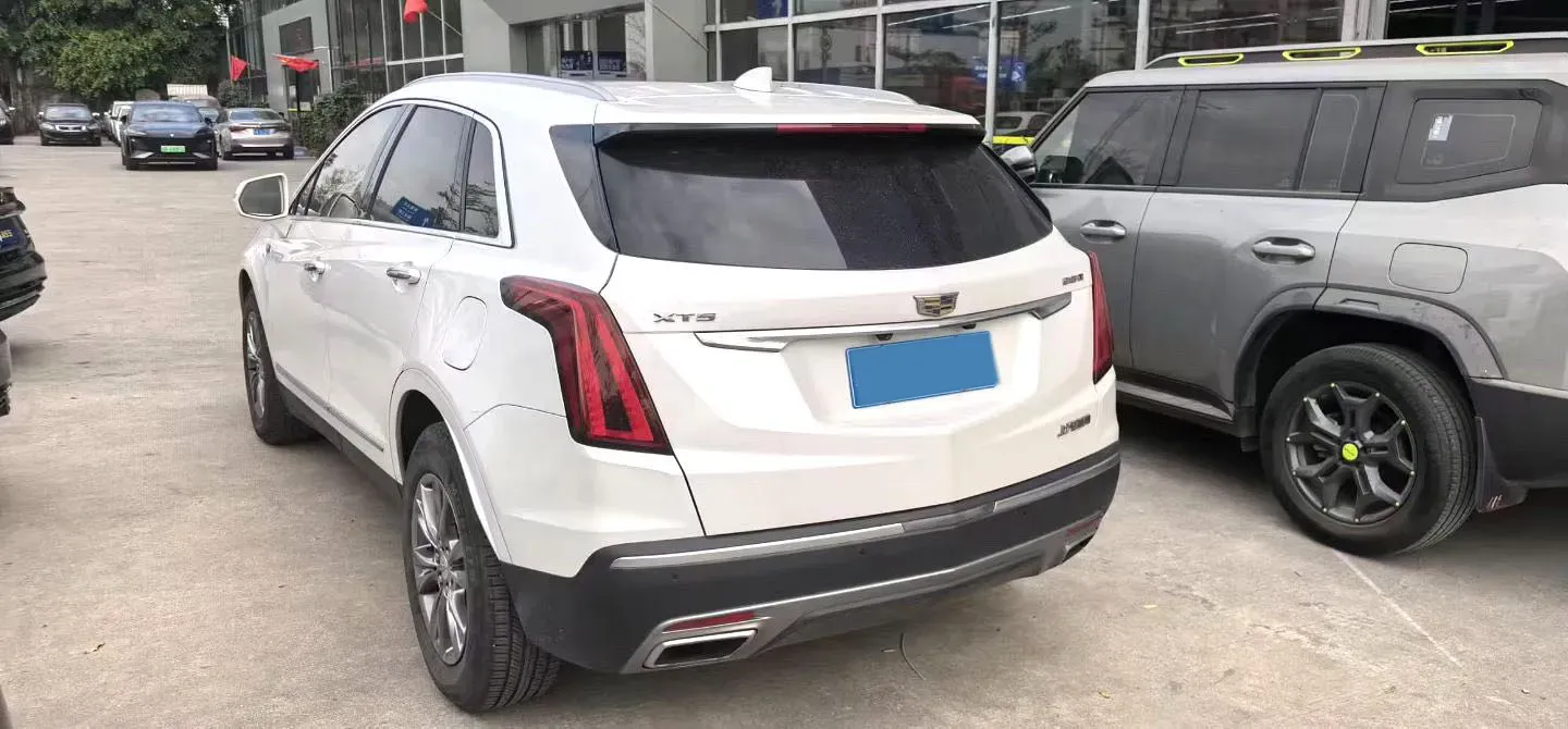 2020 Cadillac XT5 2.0T 237HP L4 9AT,autocango,china used car exporter,china ev exporter,chinese used car exporter,chinese used ev exporter