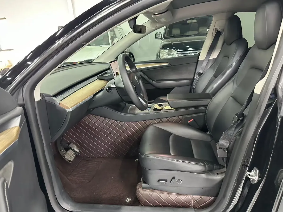 2022 Tesla Model Y BEV 60KWH,autocango,china used car exporter,china ev exporter,chinese used car exporter,chinese used ev exporter