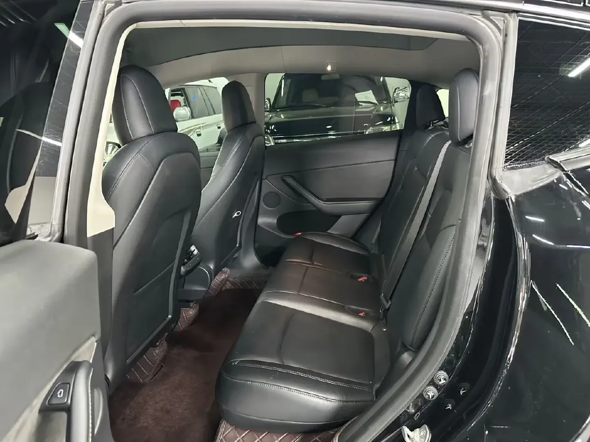 2022 Tesla Model Y BEV 60KWH,autocango,china used car exporter,china ev exporter,chinese used car exporter,chinese used ev exporter