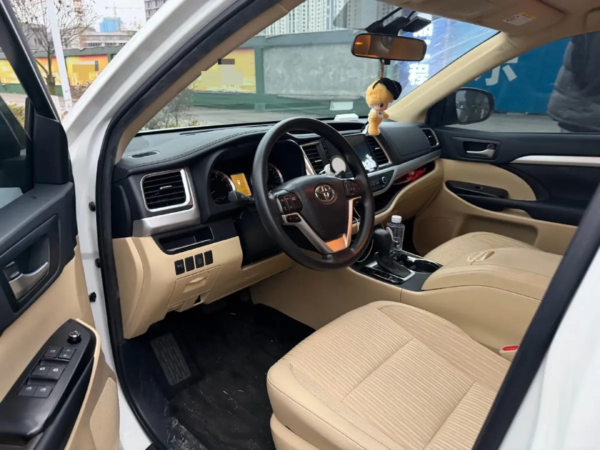 2021 Toyota Highlander 2.0T 220HP L4 6AT,autocango,china used car exporter,china ev exporter,chinese used car exporter,chinese used ev exporter