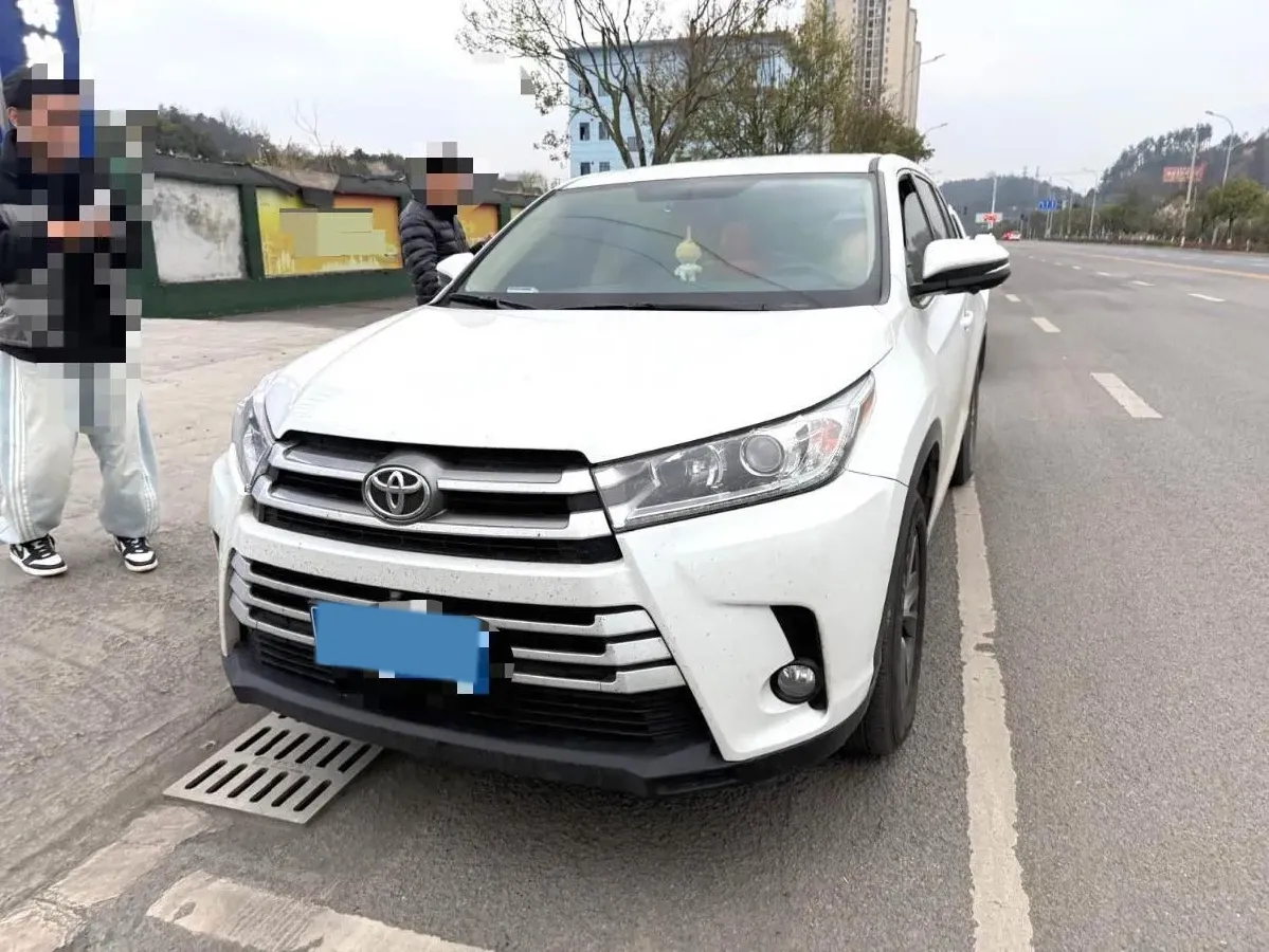 2021 Toyota Highlander 2.0T 220HP L4 6AT,autocango,china used car exporter,china ev exporter,chinese used car exporter,chinese used ev exporter