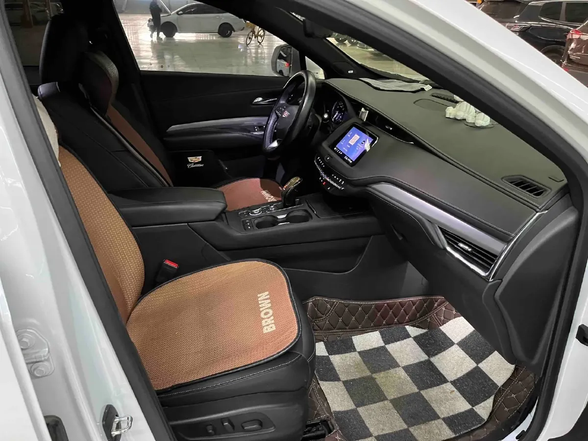 2020 Cadillac XT4 2.0T 241HP L4 9AT,autocango,china used car exporter,china ev exporter,chinese used car exporter,chinese used ev exporter