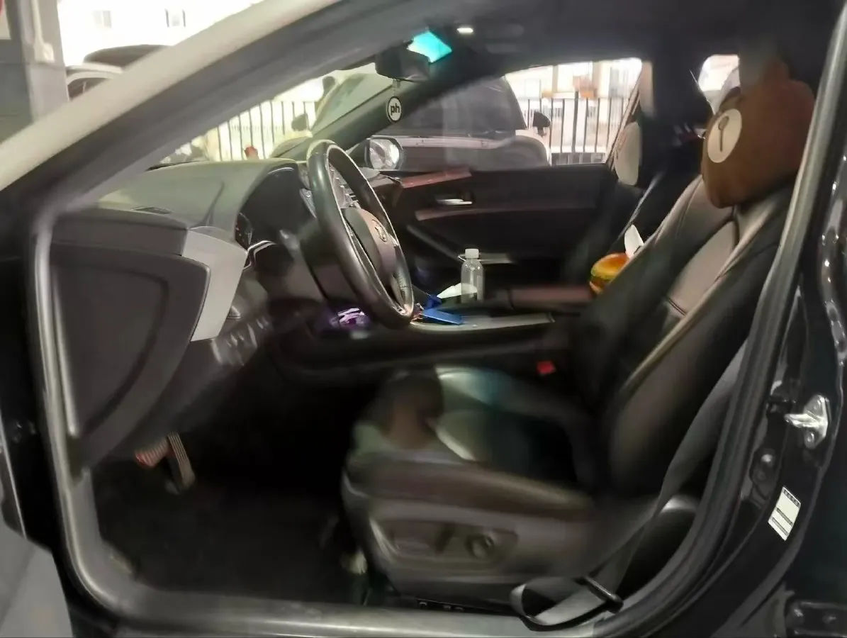 2019 Toyota Avalon 2.0L 178HP L4 CVT,autocango,china used car exporter,china ev exporter,chinese used car exporter,chinese used ev exporter