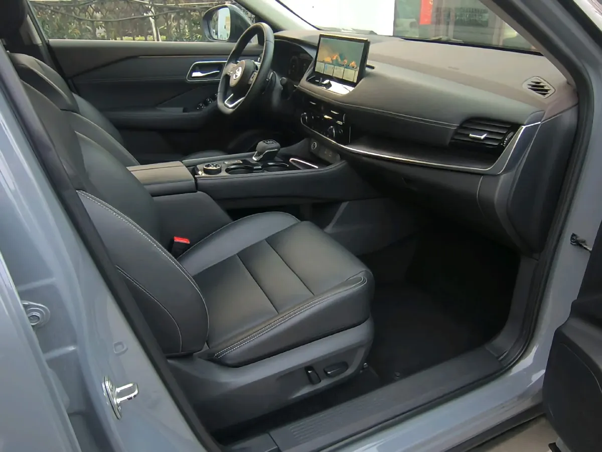 2021 Nissan X-Trail 1.5T 204HP L3 CVT,autocango,china used car exporter,china ev exporter,chinese used car exporter,chinese used ev exporter