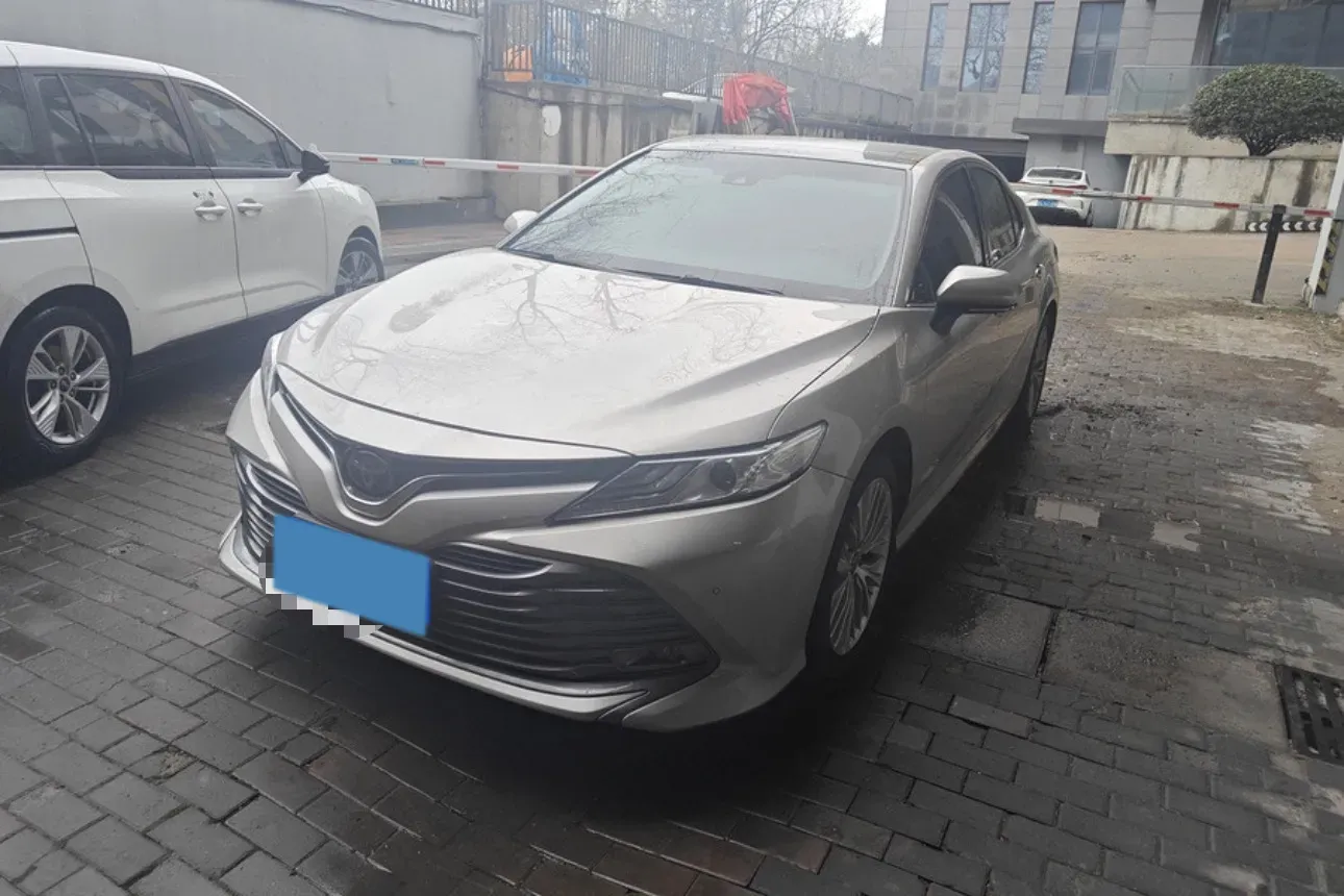 2018 Toyota Camry 2.5L 209HP L4 8AT,autocango,china used car exporter,china ev exporter,chinese used car exporter,chinese used ev exporter