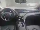 2018 Toyota Camry 2.5L 209HP L4 8AT