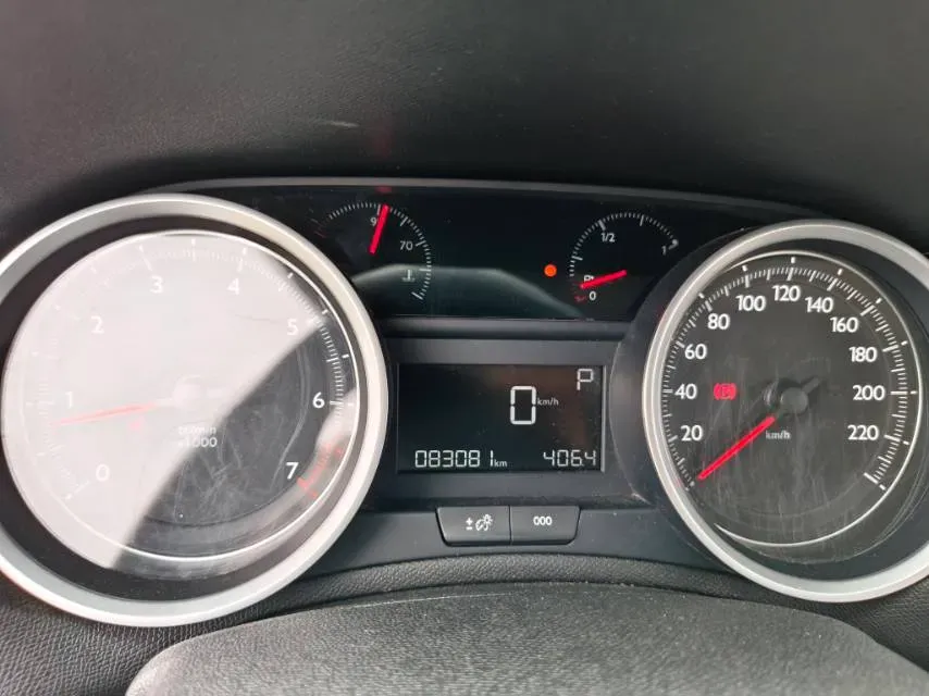 2018 Peugeot 408 1.6T 167HP L4 6AT,autocango,china used car exporter,china ev exporter,chinese used car exporter,chinese used ev exporter