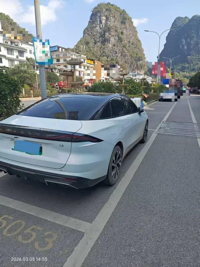 2023 Geely Galaxy L6 1.5T 163HP L4 3DHT PHEV,autocango,china used car exporter,china ev exporter,chinese used car exporter,chinese used ev exporter