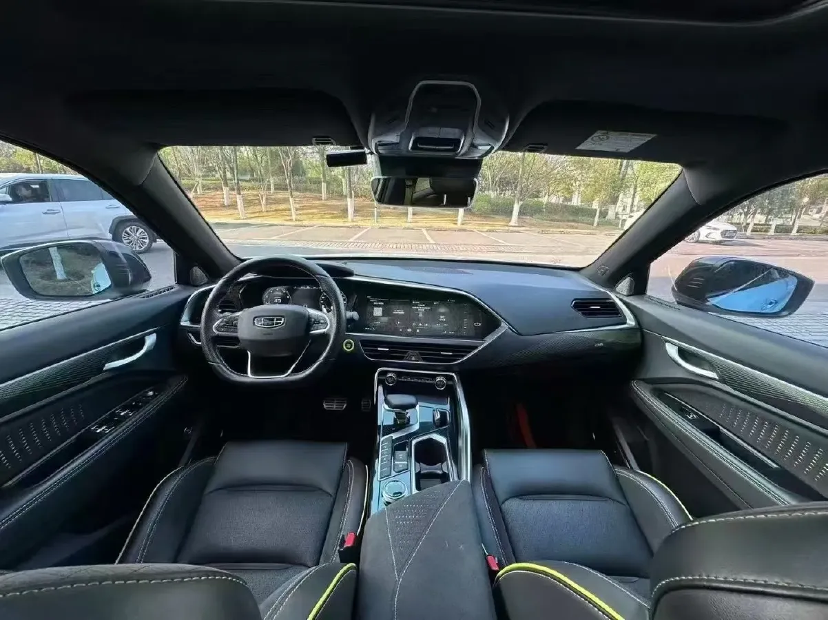 2021 Geely Tugella 2.0T 238HP L4 8AT,autocango,china used car exporter,china ev exporter,chinese used car exporter,chinese used ev exporter