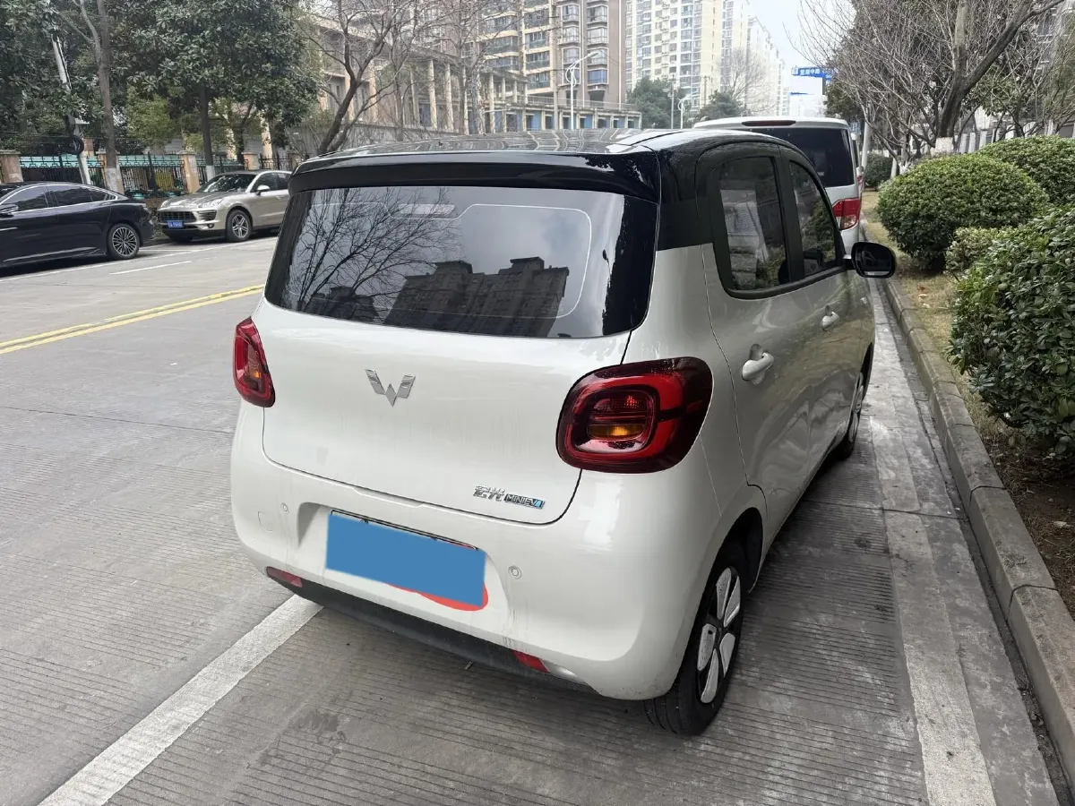 2025 WuLing HongGuang MINI EV BEV 16.2KWH,autocango,china used car exporter,china ev exporter,chinese used car exporter,chinese used ev exporter