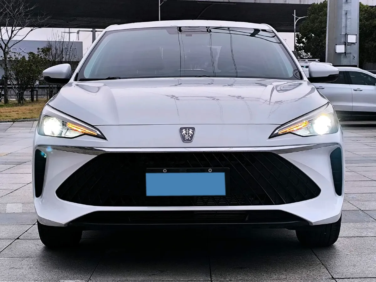 2023 Roewe i5 1.5L 129HP L4 CVT,autocango,china used car exporter,china ev exporter,chinese used car exporter,chinese used ev exporter