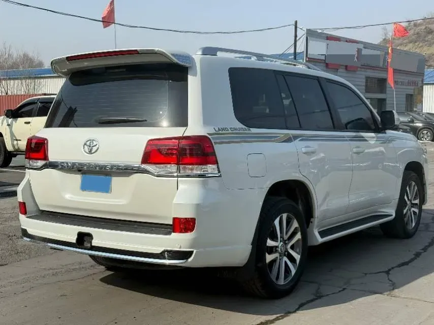 2019 Chevrolet Trax 1.0T 125HP L3 6AT,autocango,china used car exporter,china ev exporter,chinese used car exporter,chinese used ev exporter