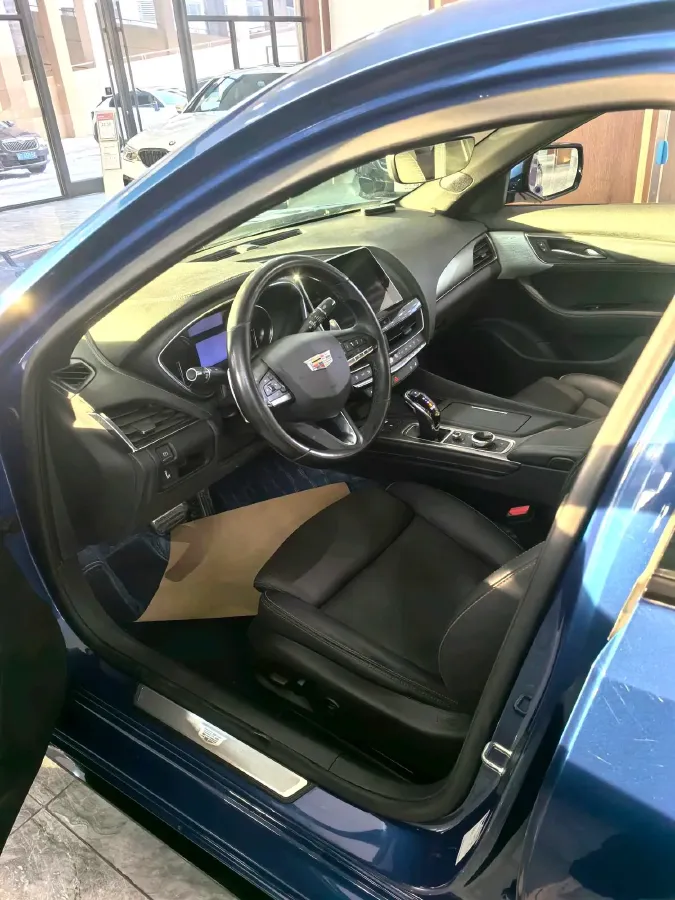 2020 Cadillac CT5 2.0T 237HP L4 10AT,autocango,china used car exporter,china ev exporter,chinese used car exporter,chinese used ev exporter