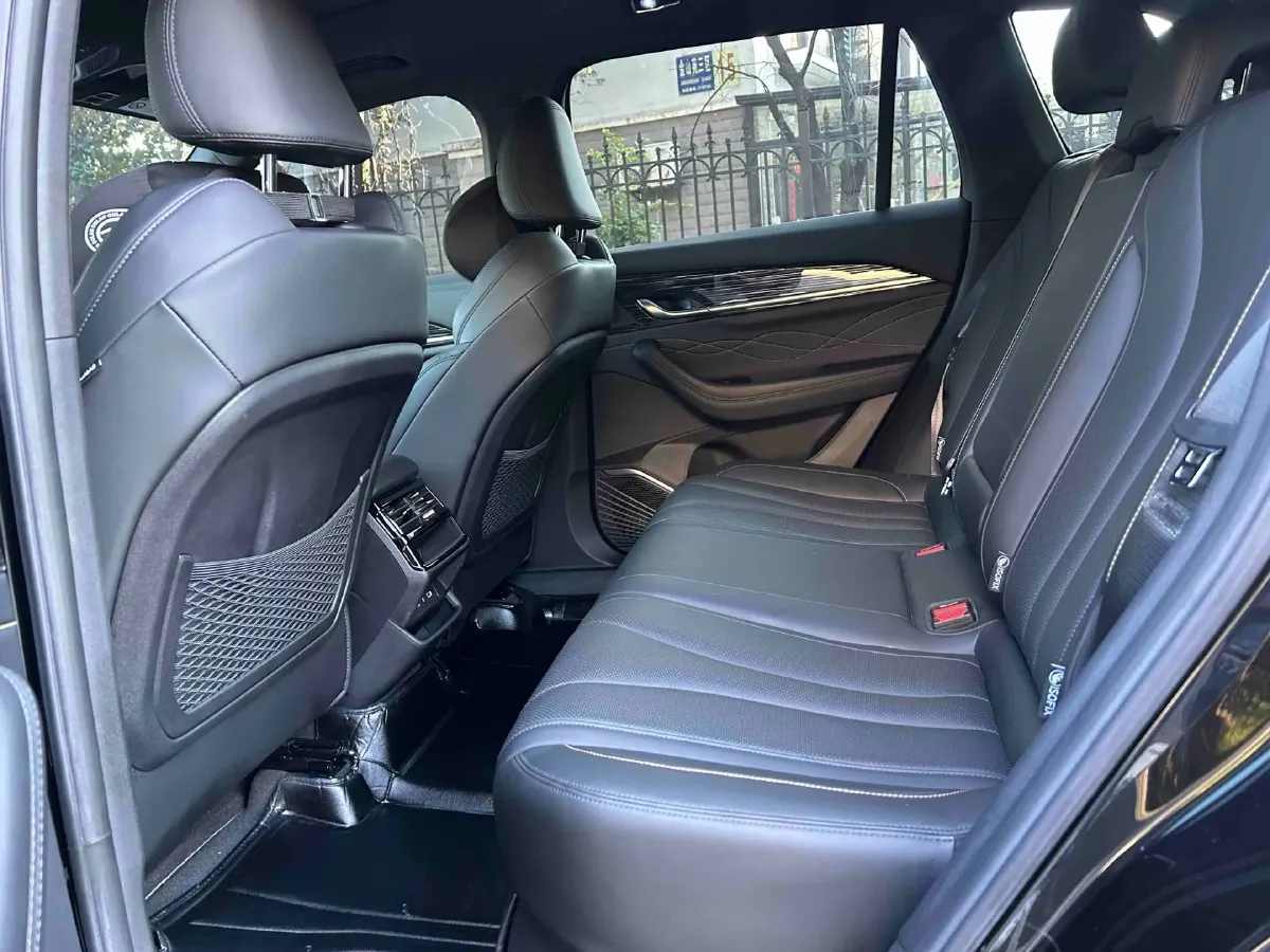 2024 Geely Monjaro 2.0T 238HP L4 8AT,autocango,china used car exporter,china ev exporter,chinese used car exporter,chinese used ev exporter