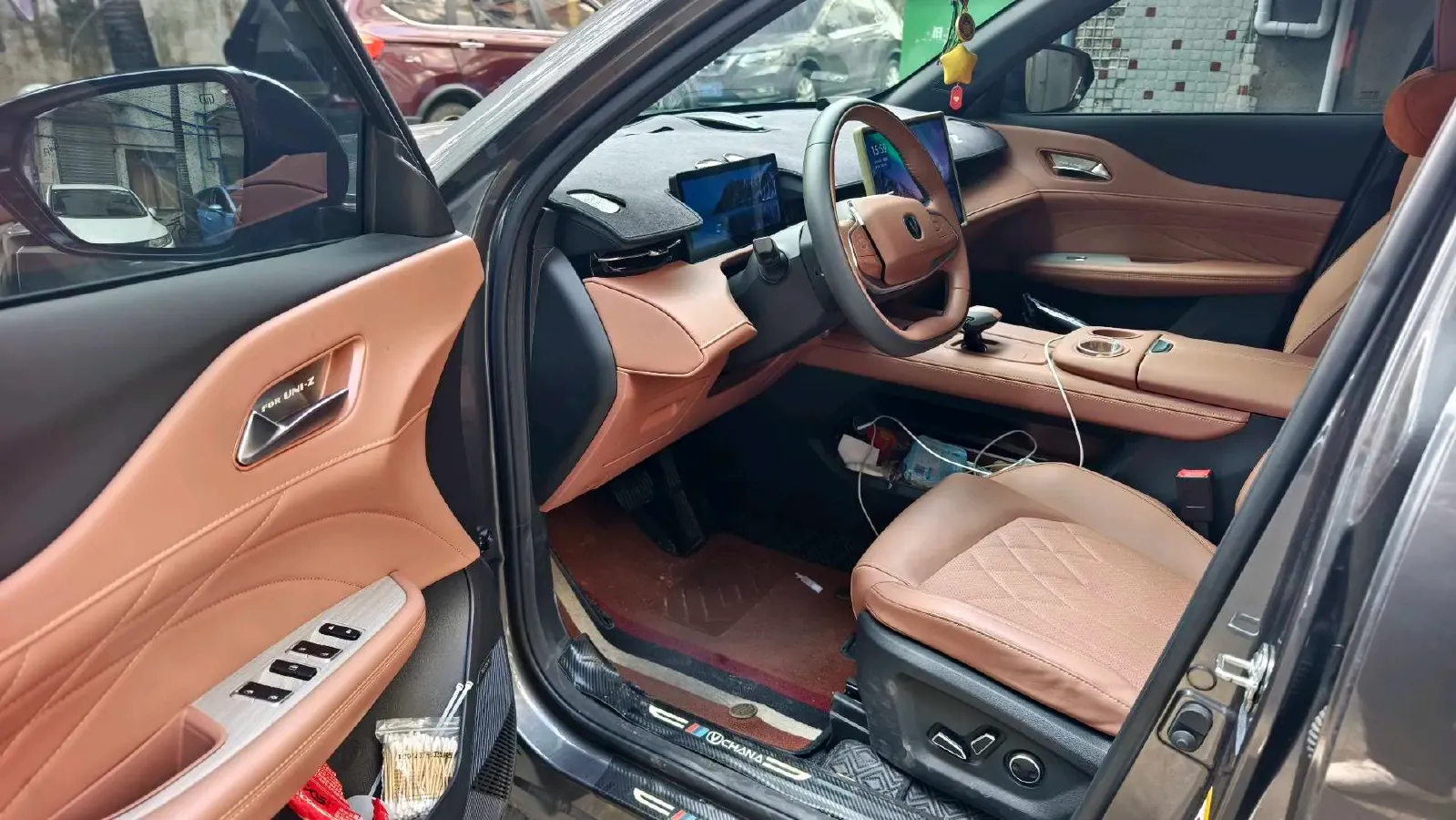 2024 ChangAn UNI-Z 1.5L 98HP L4 E-CVT PHEV 18.4KWH,autocango,china used car exporter,china ev exporter,chinese used car exporter,chinese used ev exporter