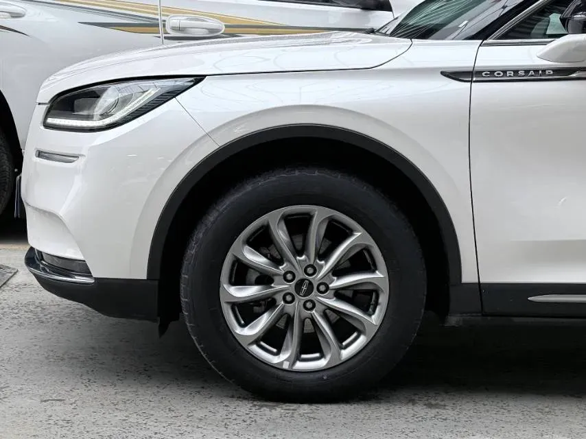 2021 Lincoln Corsair 2.0T 245HP L4 8AT,autocango,china used car exporter,china ev exporter,chinese used car exporter,chinese used ev exporter