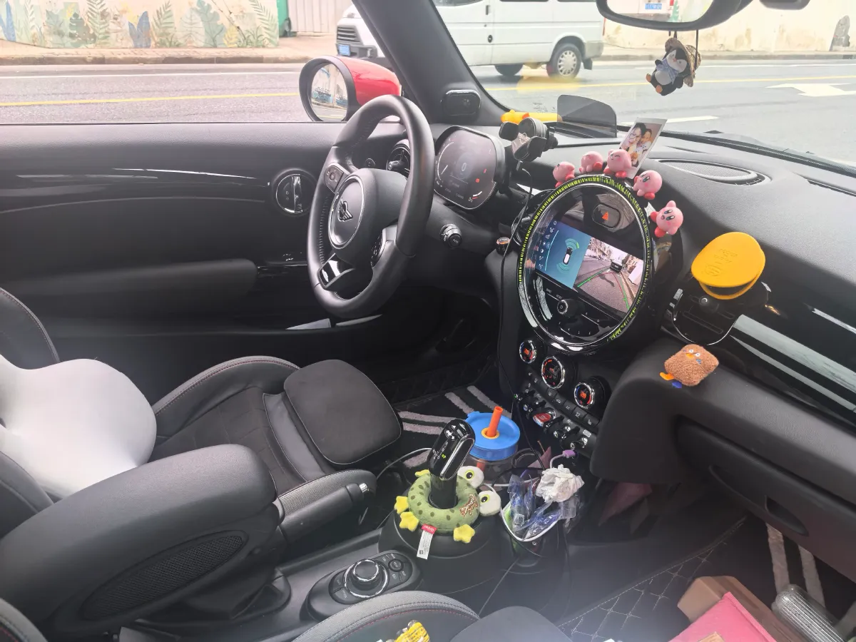 2023 MINI JCW 2.0T 231HP L4 8AT,autocango,china used car exporter,china ev exporter,chinese used car exporter,chinese used ev exporter