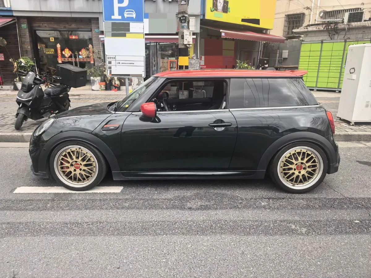 2023 MINI JCW 2.0T 231HP L4 8AT,autocango,china used car exporter,china ev exporter,chinese used car exporter,chinese used ev exporter
