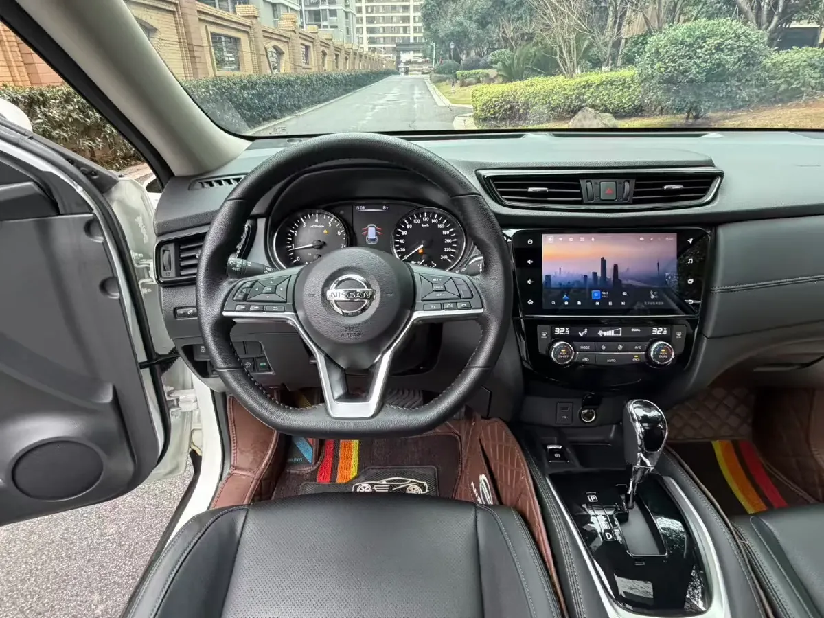 2023 Nissan X-Trail 2.0L 151HP L4 CVT,autocango,china used car exporter,china ev exporter,chinese used car exporter,chinese used ev exporter