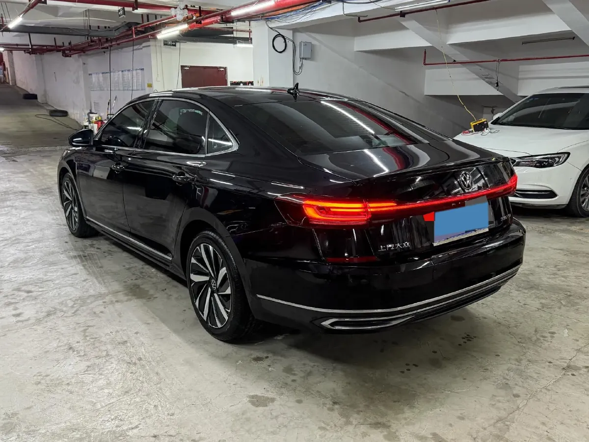 2023 Volkswagen Passat 2.0T 186HP L4 7DCT,autocango,china used car exporter,china ev exporter,chinese used car exporter,chinese used ev exporter