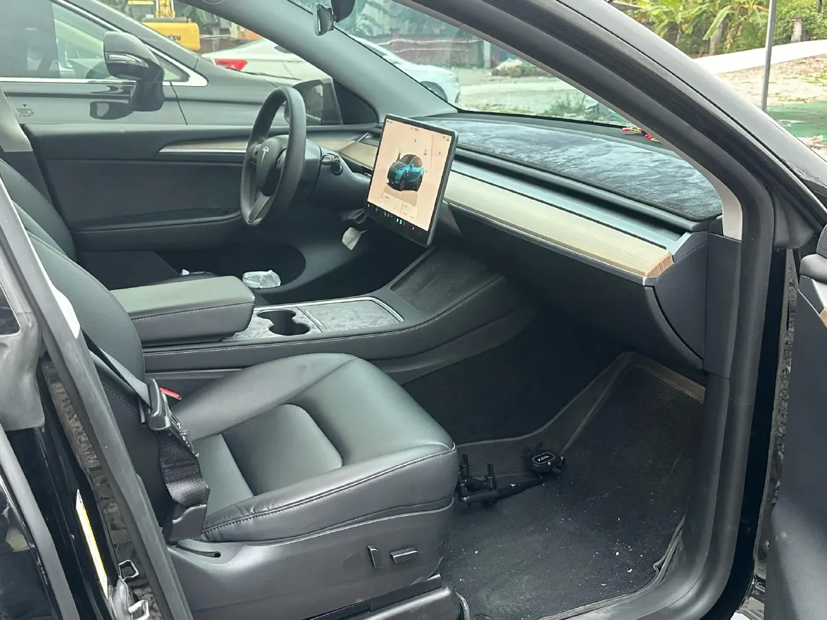 2022 Tesla Model Y BEV 60KWH,autocango,china used car exporter,china ev exporter,chinese used car exporter,chinese used ev exporter