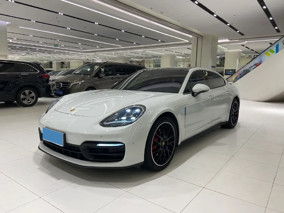 2021 Porsche Panamera 2.9T 330HP V6 8DCT,autocango,china used car exporter,china ev exporter,chinese used car exporter,chinese used ev exporter