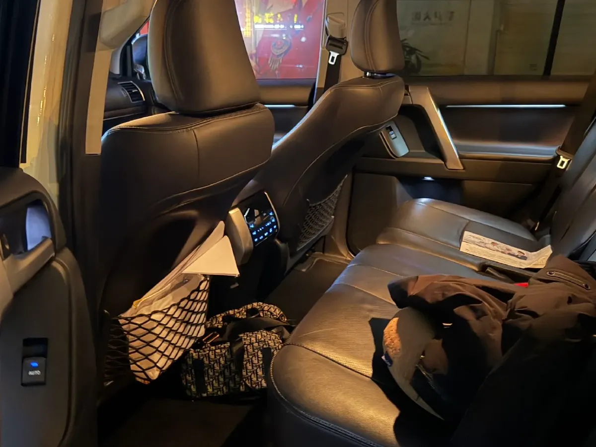 2019 Toyota Land Cruiser Prado 3.5L 280HP V6 6AT,autocango,china used car exporter,china ev exporter,chinese used car exporter,chinese used ev exporter