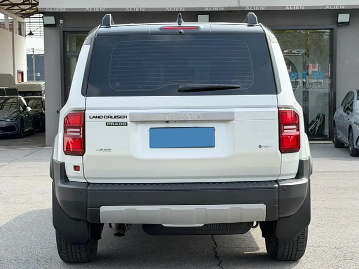 2024 Toyota Land Cruiser Prado 2.4T 282HP L4 8AT Hybrid,autocango,china used car exporter,china ev exporter,chinese used car exporter,chinese used ev exporter