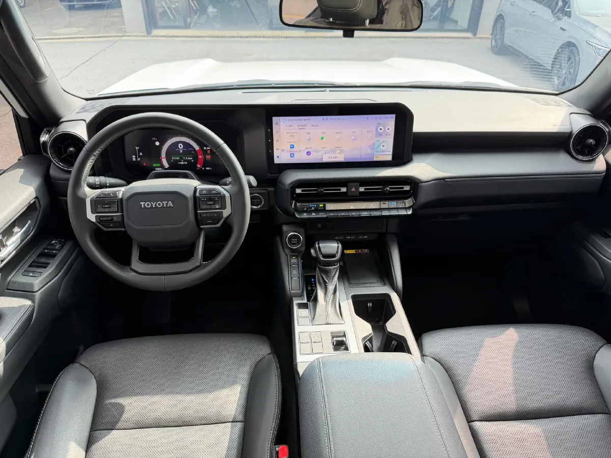 2024 Toyota Land Cruiser Prado 2.4T 282HP L4 8AT Hybrid,autocango,china used car exporter,china ev exporter,chinese used car exporter,chinese used ev exporter