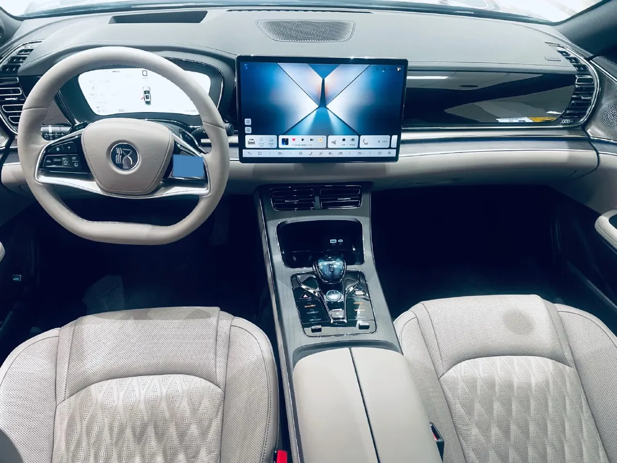 2025 BYD Han 1.5T 156HP L4 E-CVT PHEV,autocango,china used car exporter,china ev exporter,chinese used car exporter,chinese used ev exporter