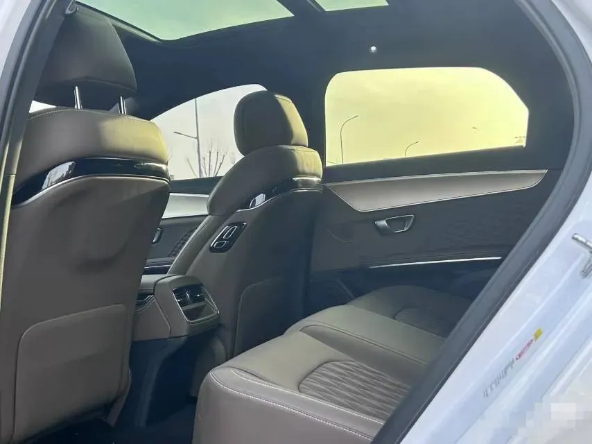 2024 BYD Han BEV 60.48KWH,autocango,china used car exporter,china ev exporter,chinese used car exporter,chinese used ev exporter