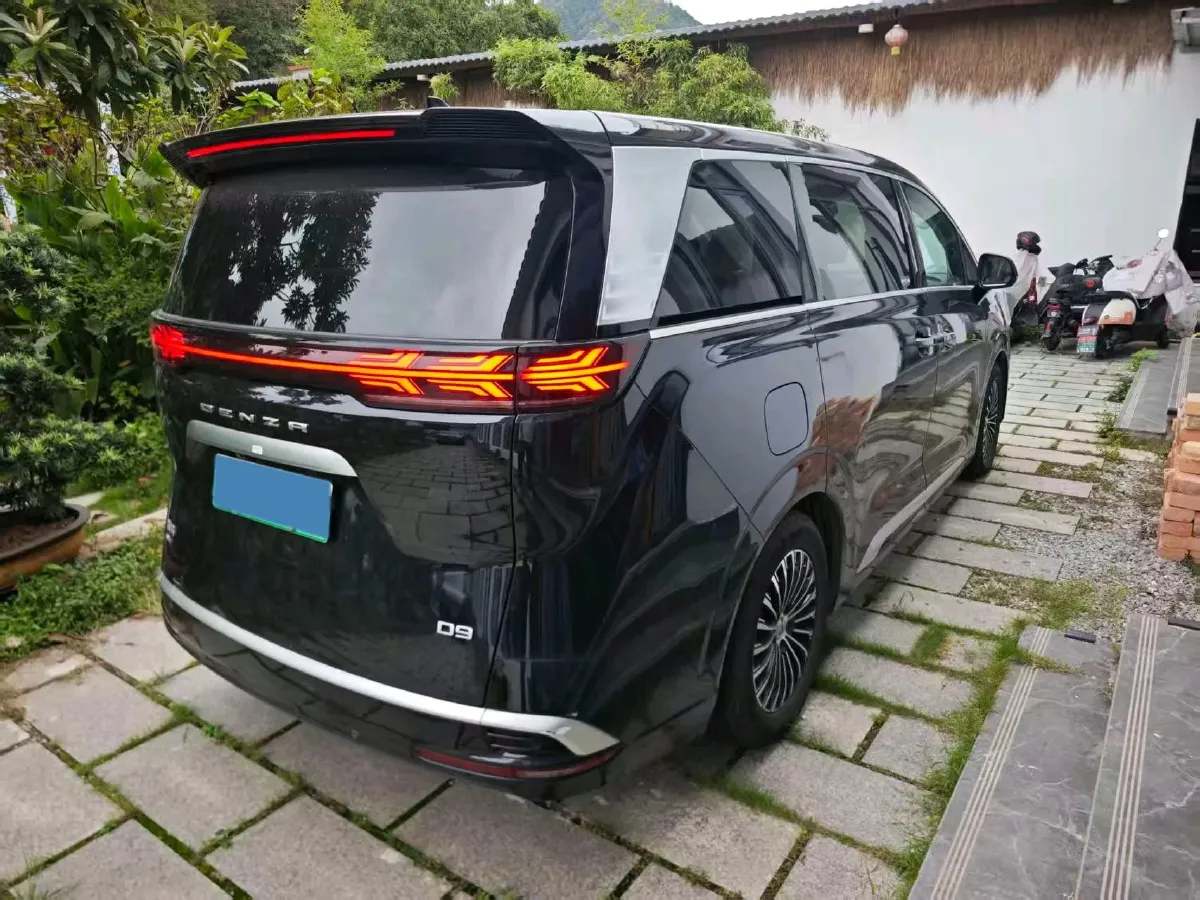 2022 HongQi HS7 3.0T 337HP V6 8AT,autocango,china used car exporter,china ev exporter,chinese used car exporter,chinese used ev exporter