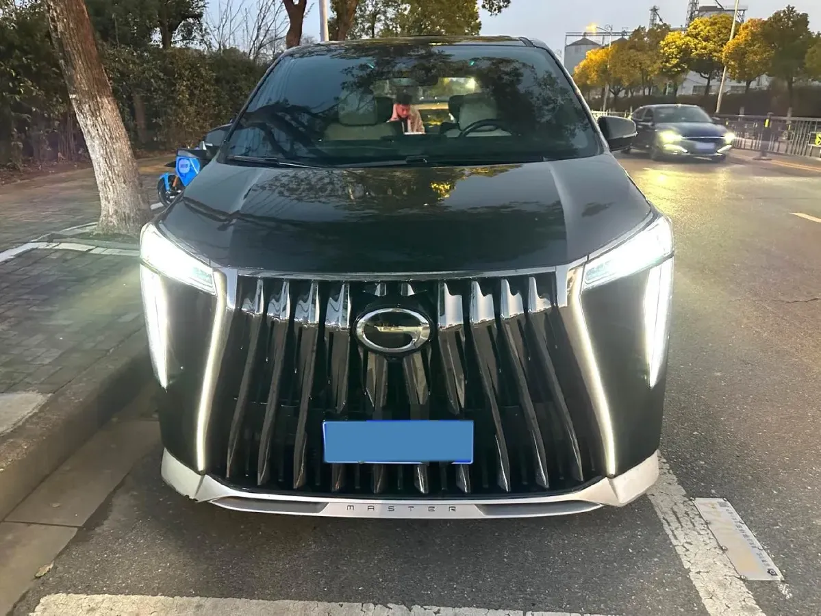 2023 GAC Trumpchi M8 2.0T 252HP L4 8AT,autocango,china used car exporter,china ev exporter,chinese used car exporter,chinese used ev exporter