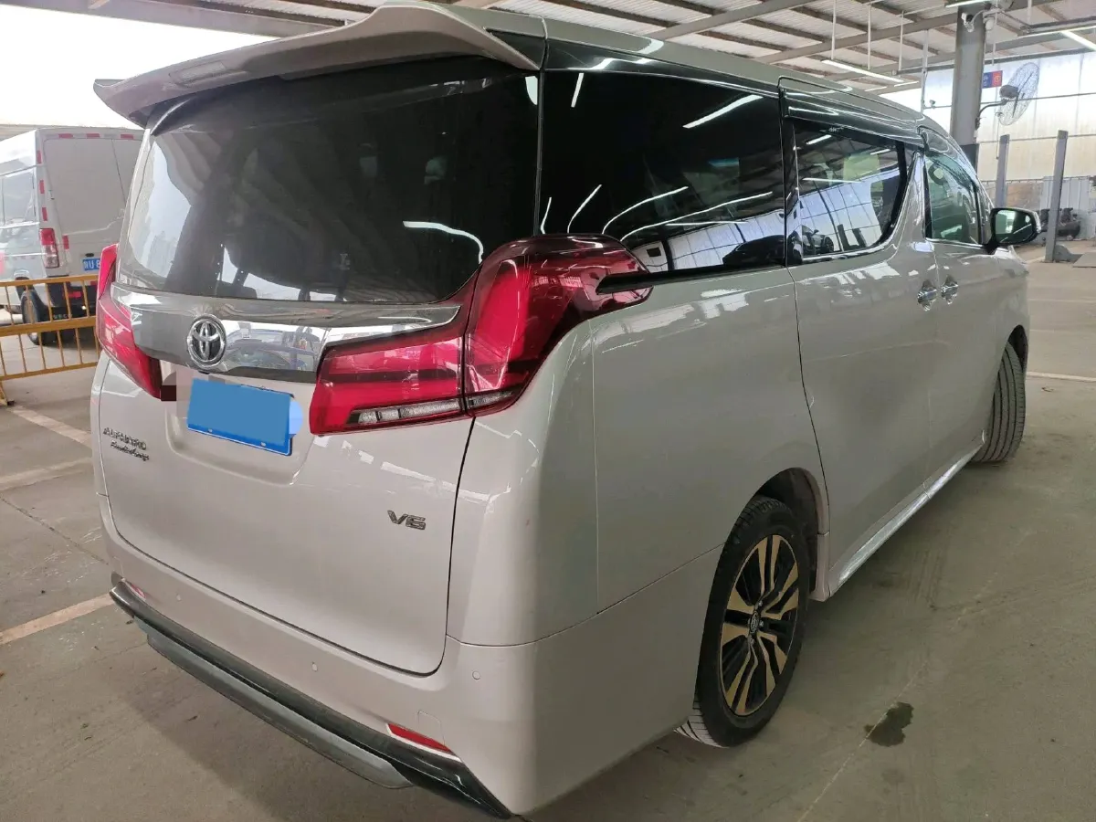 2018 Toyota Alphard 3.5L 301HP V6 8AT,autocango,china used car exporter,china ev exporter,chinese used car exporter,chinese used ev exporter