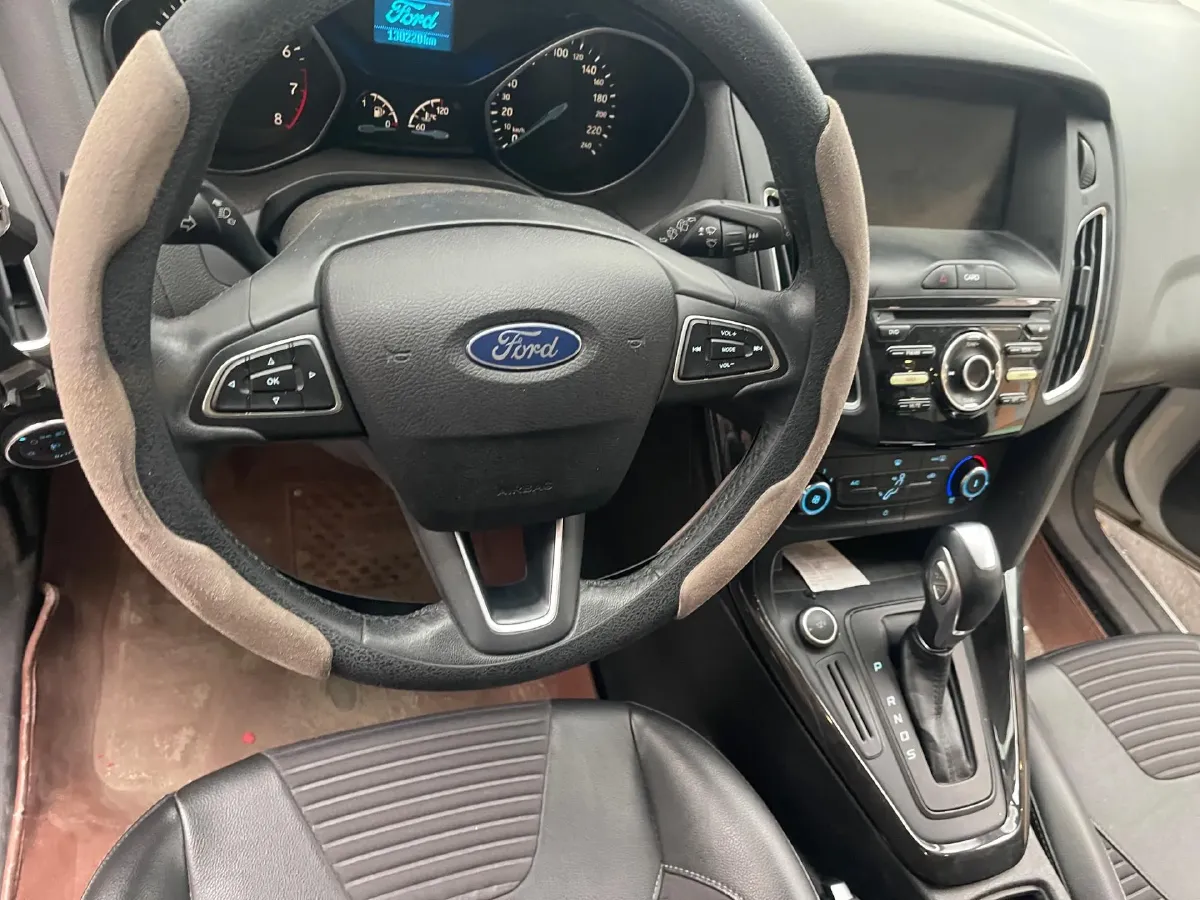 2018 Ford Focus 1.6L 125HP L4 6DCT,autocango,china used car exporter,china ev exporter,chinese used car exporter,chinese used ev exporter